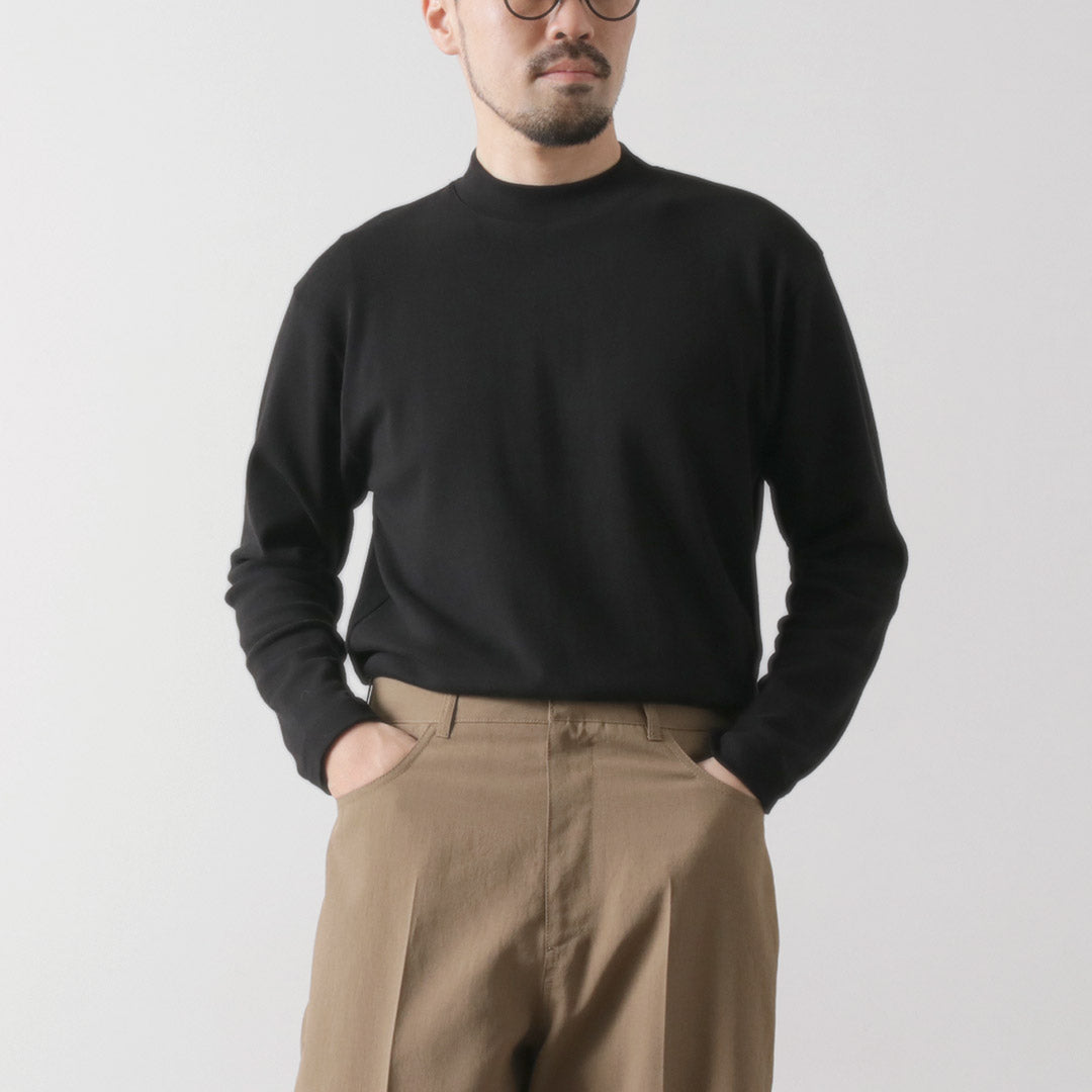 GICIPI / Delfino Crew Neck Basic Fit Long Sleeve Cut and Sewn