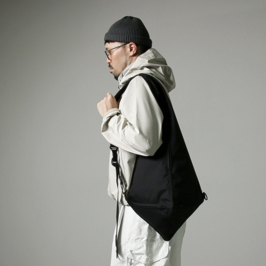 BAICYCLON BY BAGJACK / BCL-73 Triangle One Strap Bag