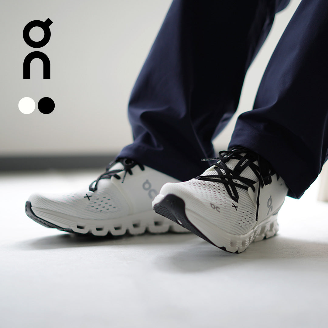 ON / Cloud X 4 Sneakers