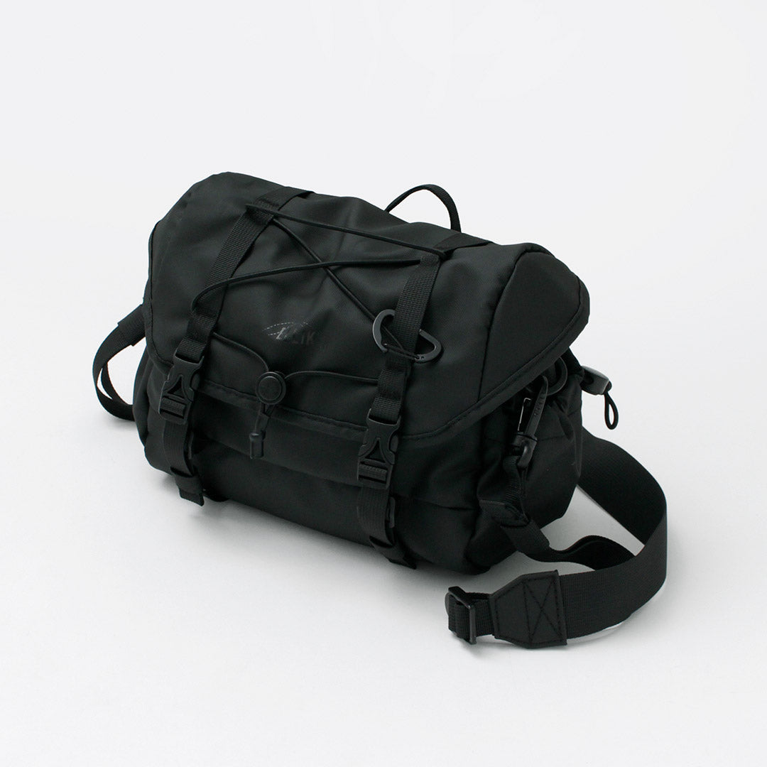 ELLIKER / Oaken Handlebar Crossbody Bag 6L