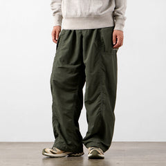 olive / M.