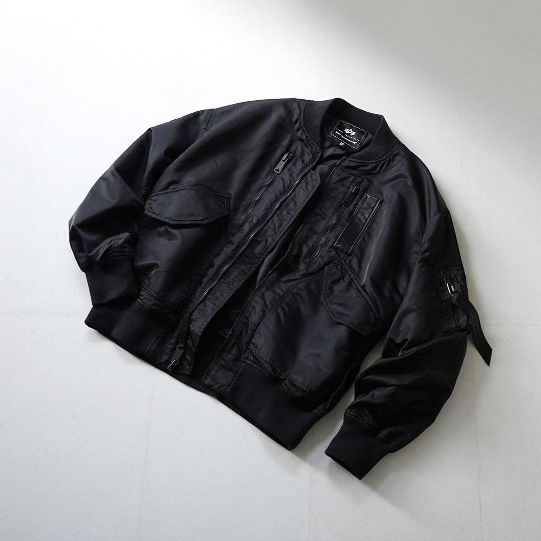 WHITE MOUNTAINEERING / Alpha Industries 콜라보레이션 MA-1 재킷