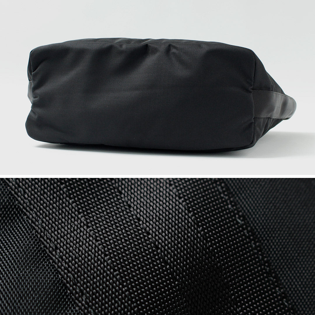 BRIEFING / Discrete Tote Bag M