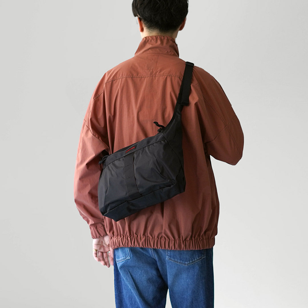 BRIEFING / Packable Shoulder Bag