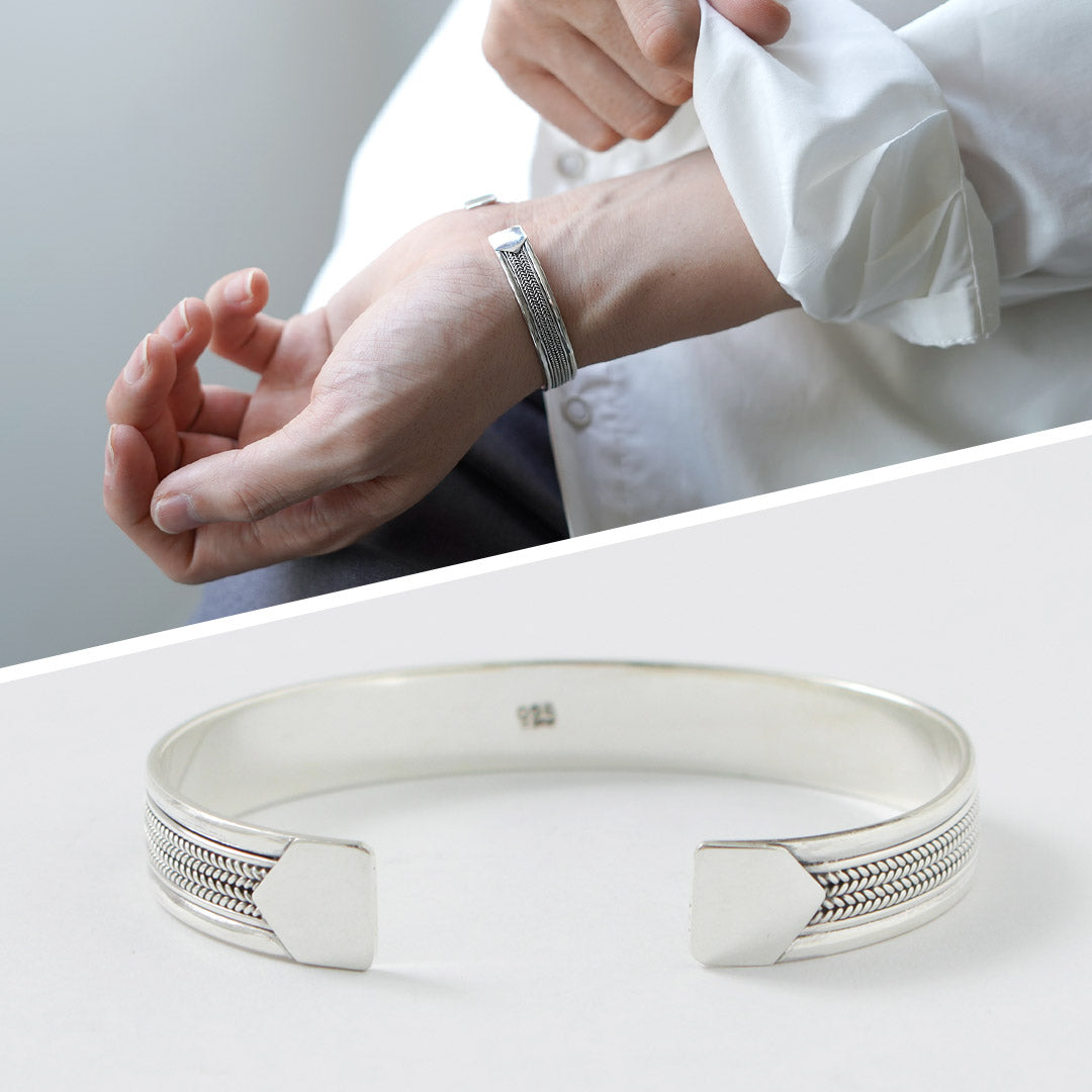TMW / Sterling Silver Chain Bangle