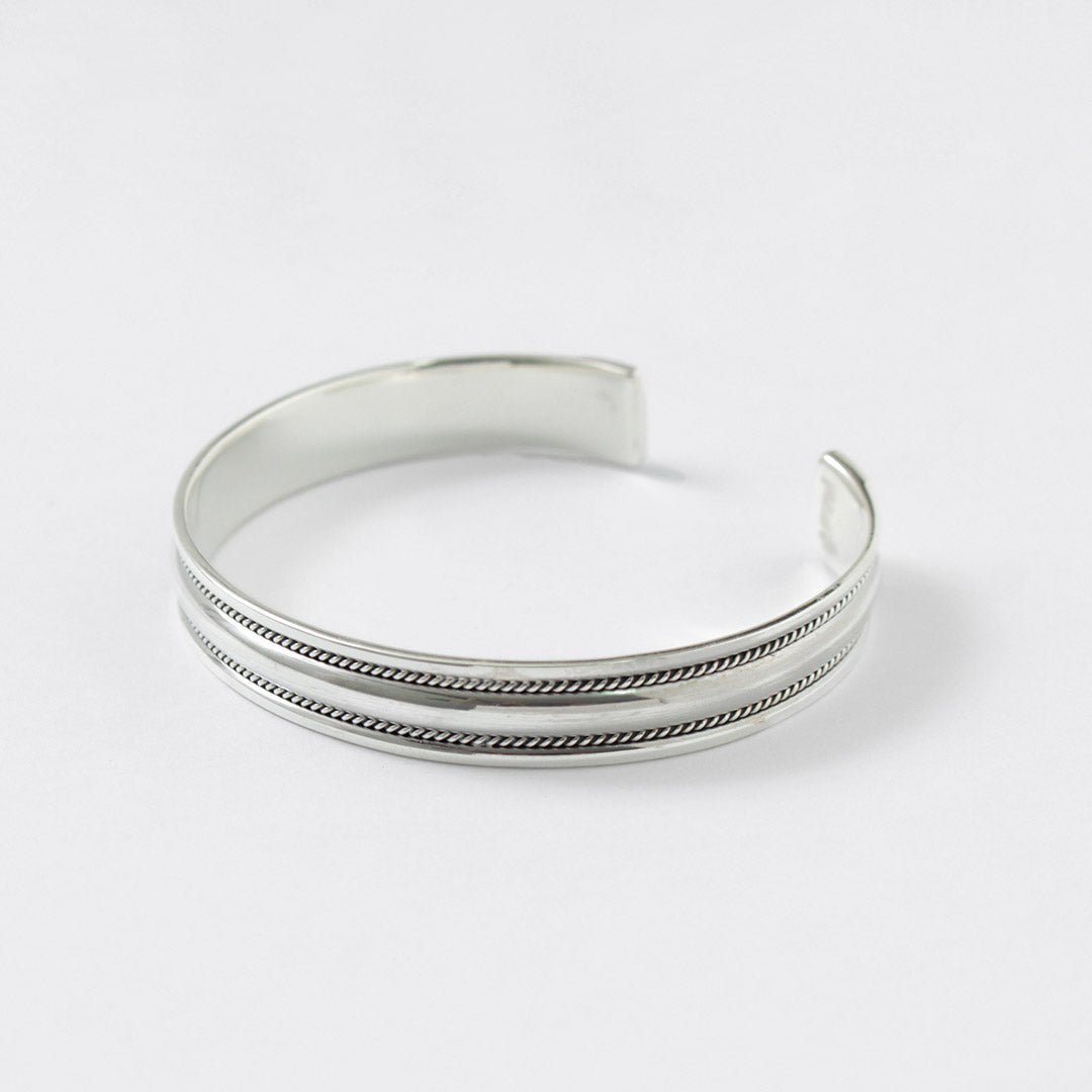 TMW / Sterling Silver Wide Bangle