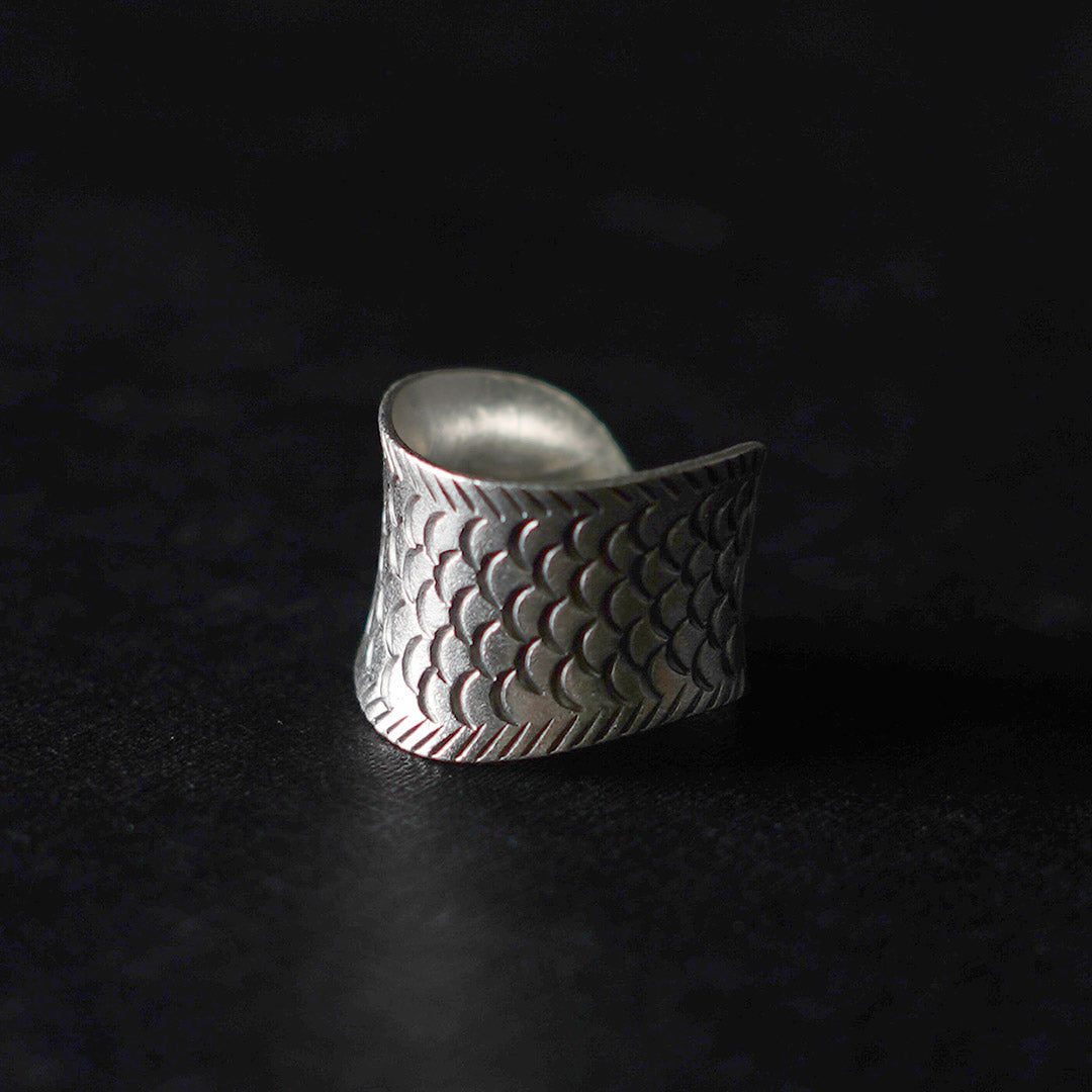 phaduA / Karen Silver Fish Ring
