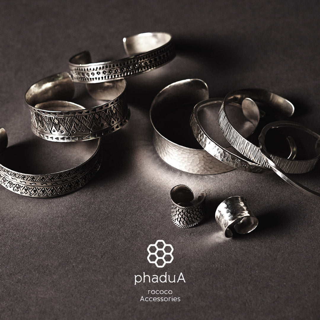 phaduA / Karen Silver Mountain Wide Bangle
