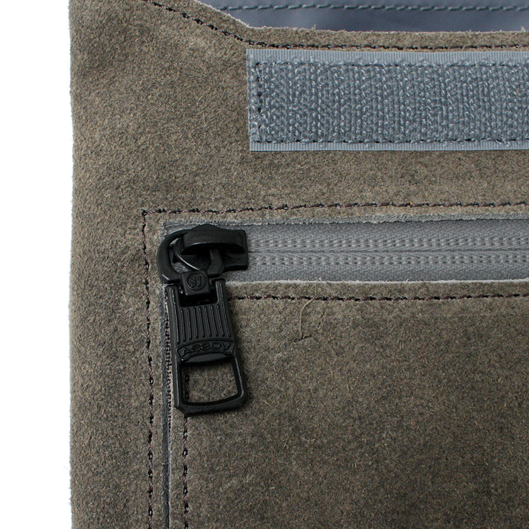 AS2OV / Water-repellent Suede Sacoche Wallet