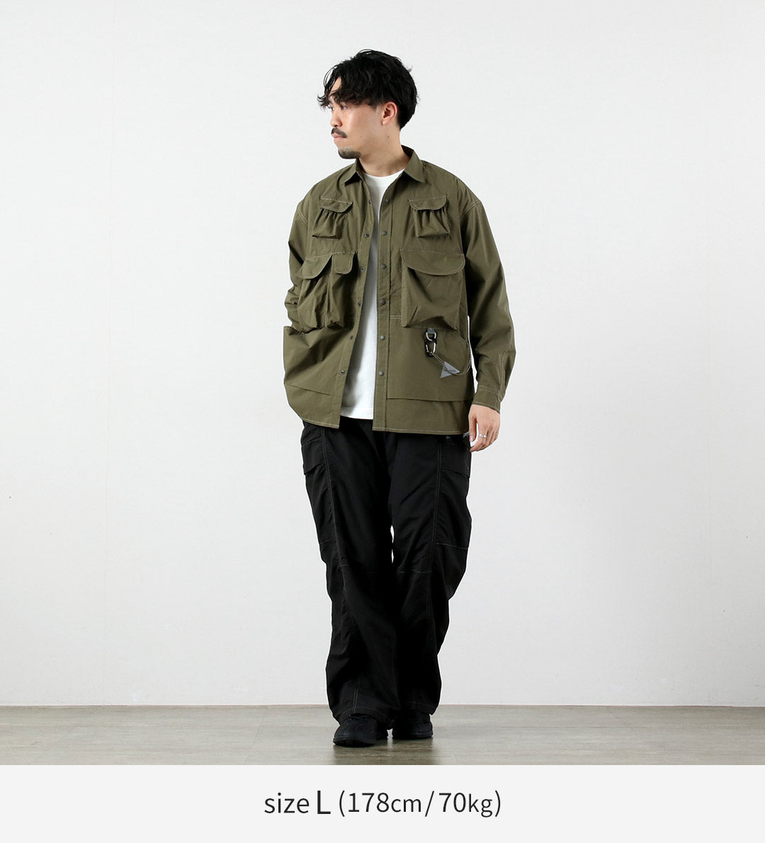 AND WANDER / Multi-Pocket Long Sleeve Shirt