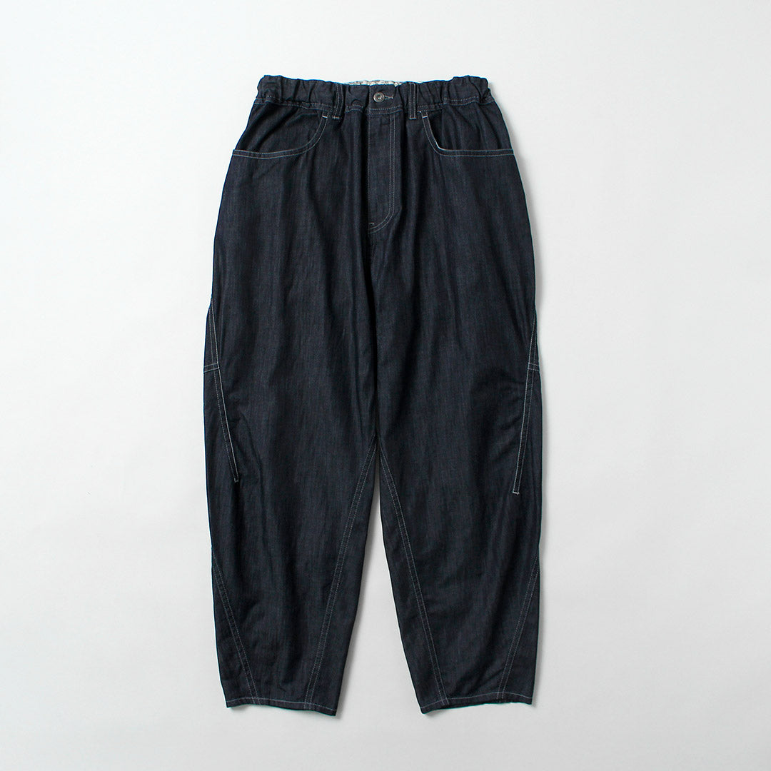 AND WANDER / Pantalón ancho Dry Easy Denim