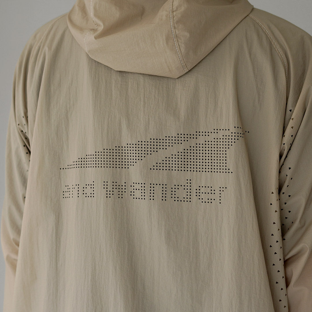 AND WANDER / ALTRA × 앤 원더 벤틸레이션 윈드 재킷