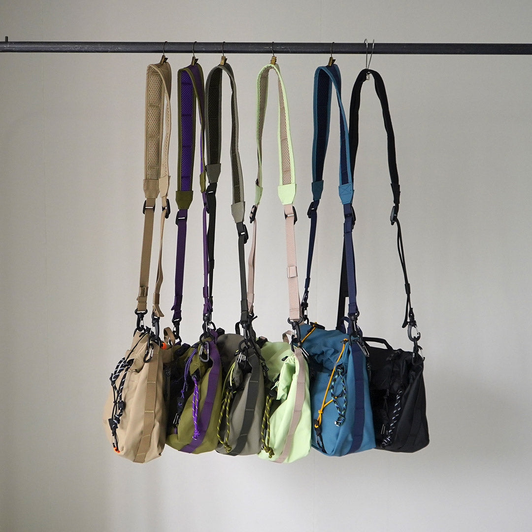 ELLIKER / Nidder Roll Top Crossbody Bag 6L