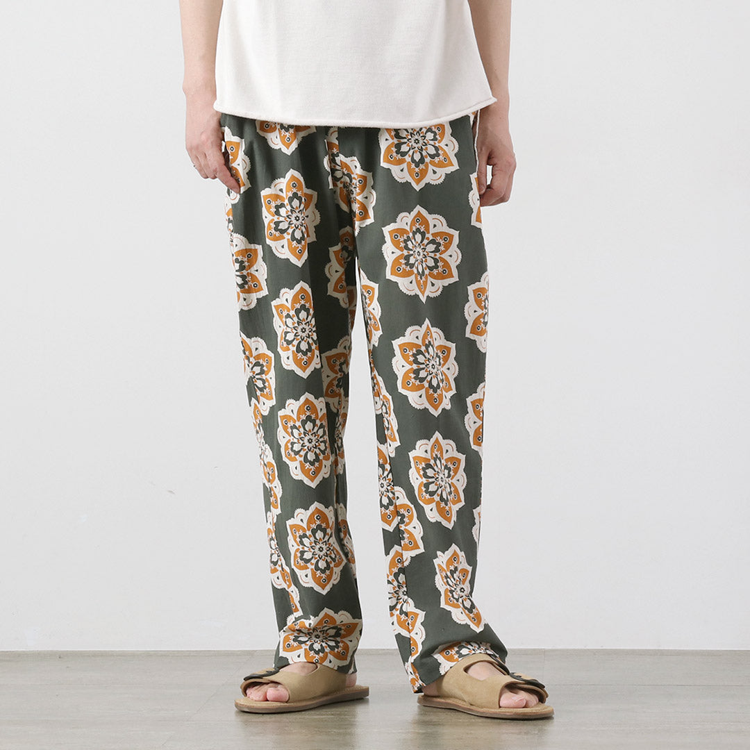 TENGA UN DÍA AGRADECIDO / Pantalón amplio y sencillo con estampado de diseño redondo