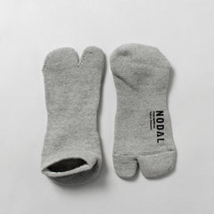 gray / F