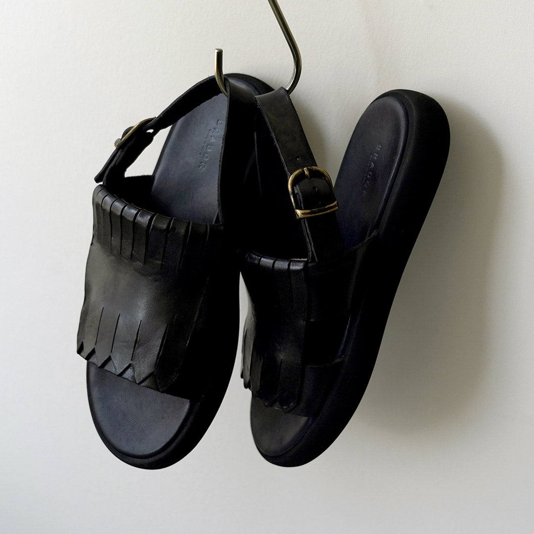 BRADOR / Fringe Platform Leather Sandals