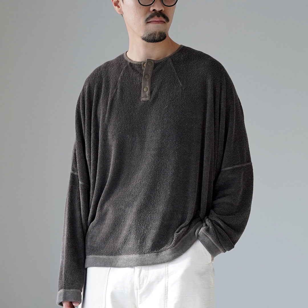 KEMA DESIGNS / Pull à col Henley en lin