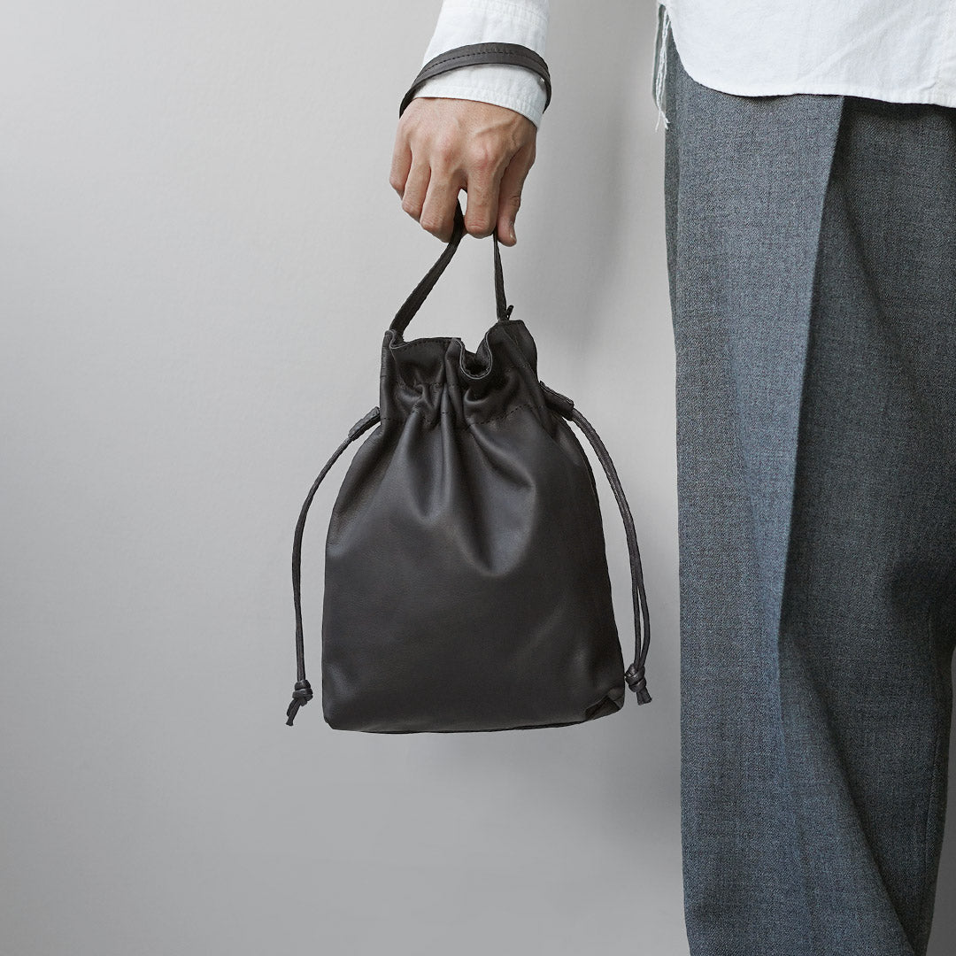 MR.OLIVE / 永久皮革抽绳包