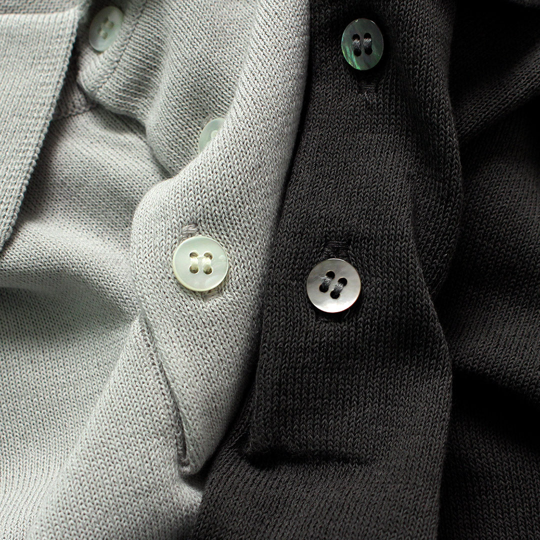 HARROWE HARROWE / Polo à col montant en coton glacé 14G