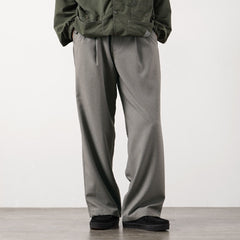 gris clair / M