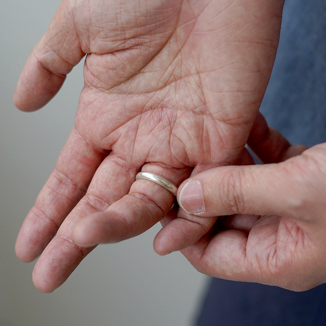 phaduA / Karen Silver Two Fish Ring