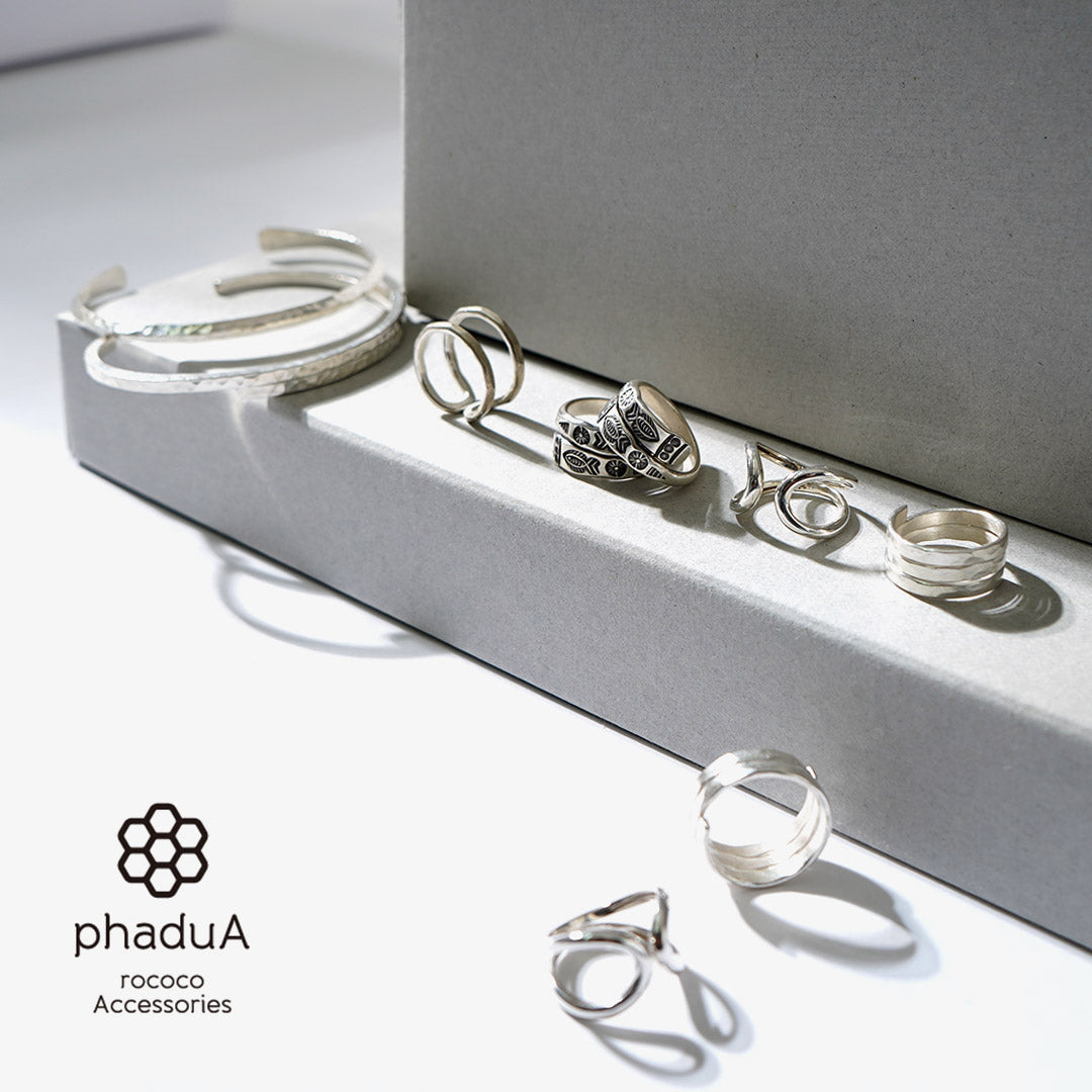 phaduA / Karen Silver Half-Circle Bangle