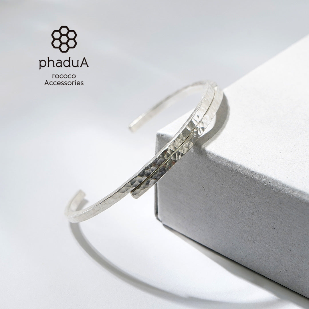 phaduA / Karen Silver Two-Overlap Hammered-Eye Bangle
