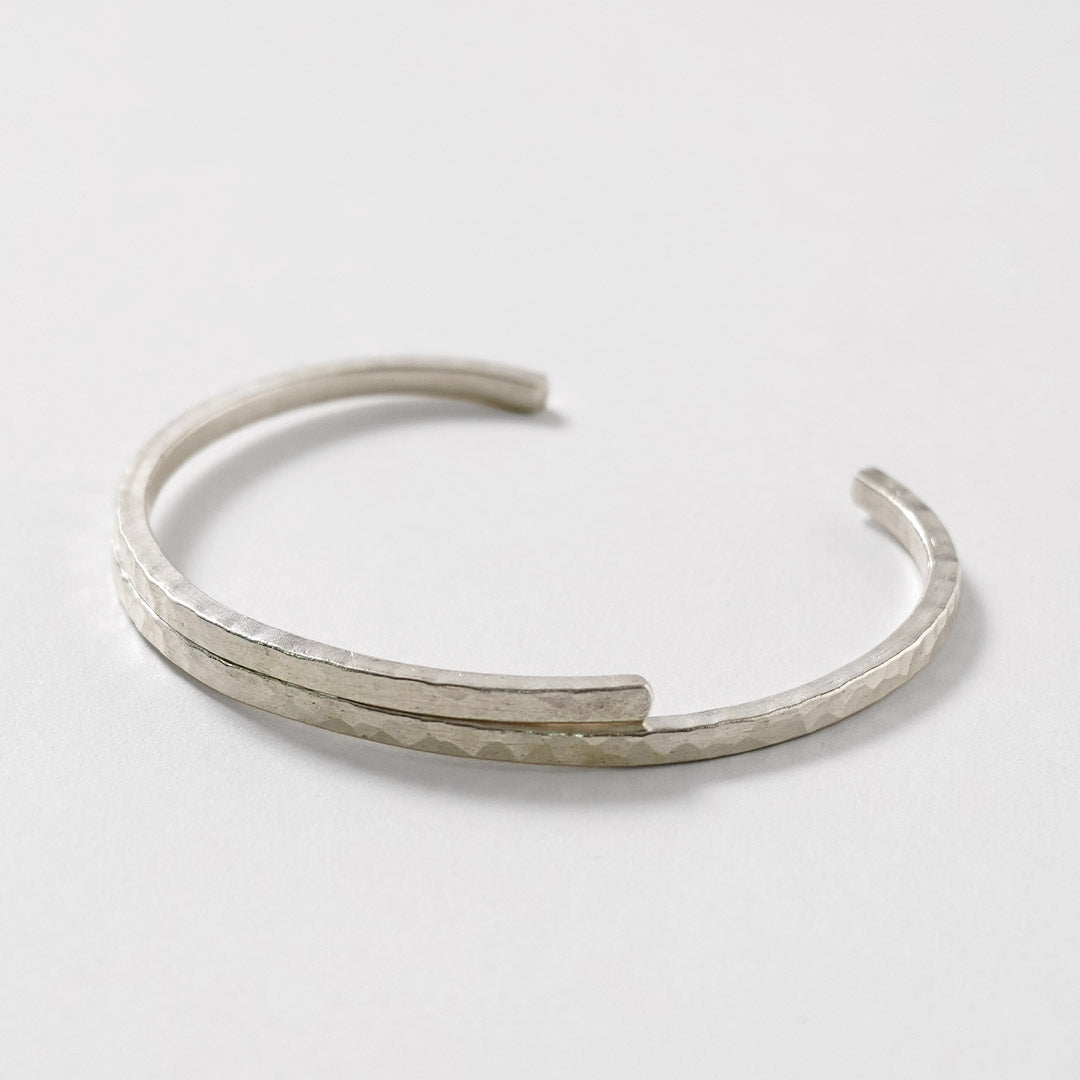 phaduA / Karen Silver Two-Overlap Hammered-Eye Bangle