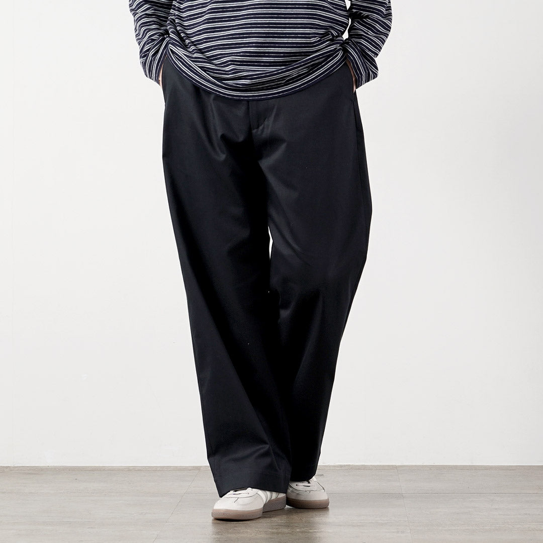 UNIVERSAL PRODUCTS. / Flat Front Chino Trousers