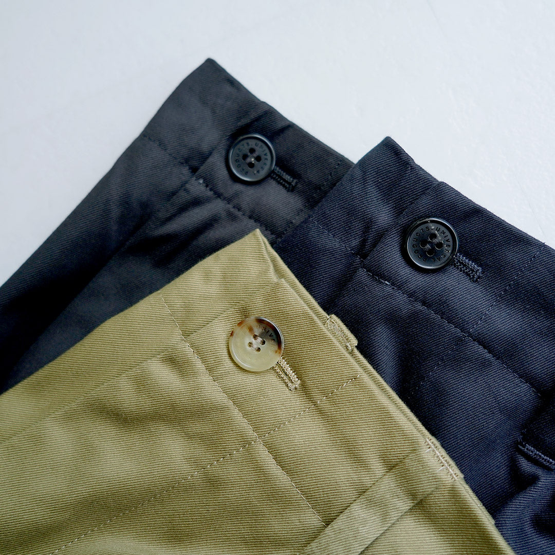 UNIVERSAL PRODUCTS. / Flat Front Chino Trousers