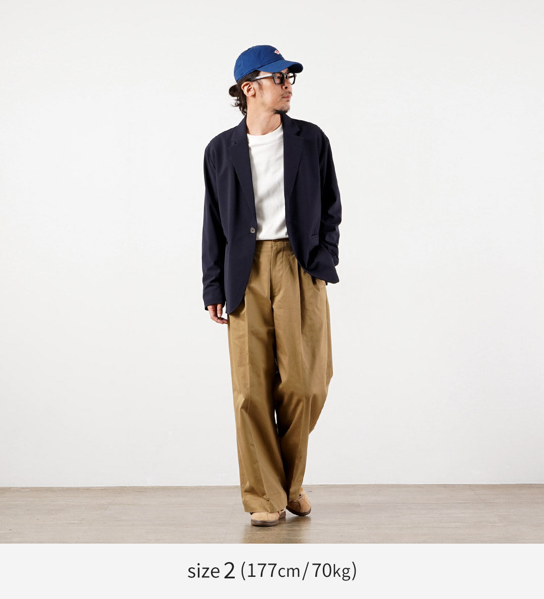 UNIVERSAL PRODUCTS. / 2-Tuck Wide Chino Trousers