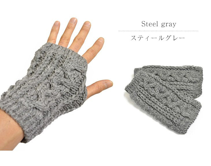 Highland 2000 / Cable Knits Mittens